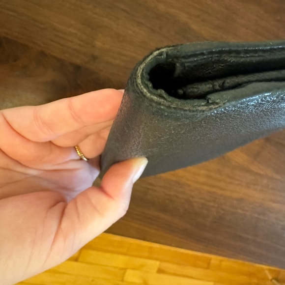 Chanel Vintage Camellia Black Long Wallet - Picture 7 of 16